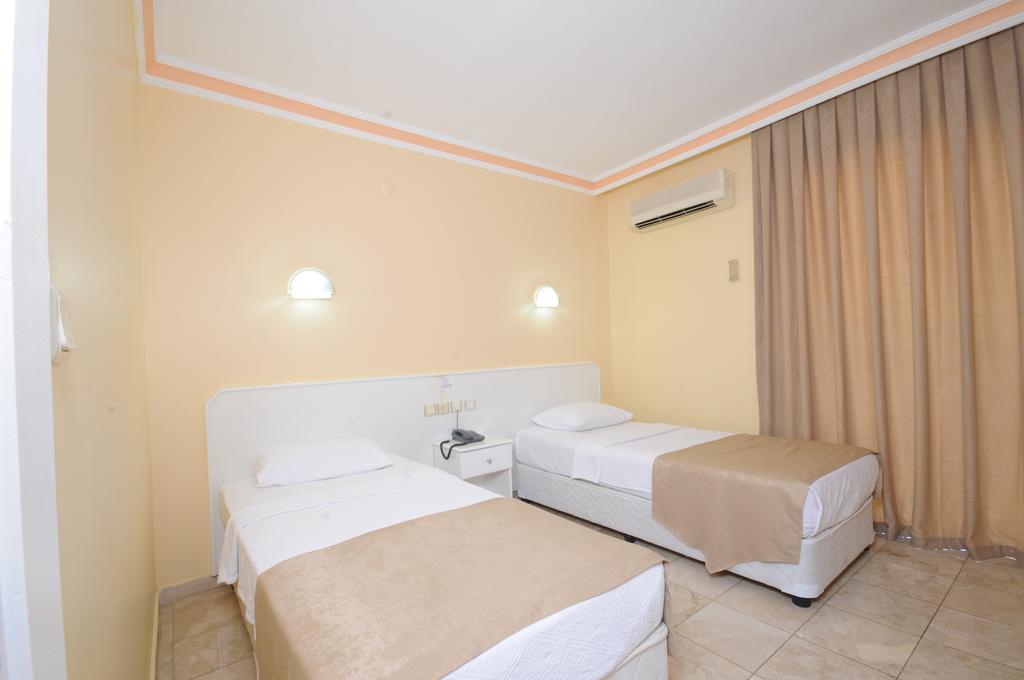 مرمريس Kleopatra Apartments Icmeler المظهر الخارجي الصورة